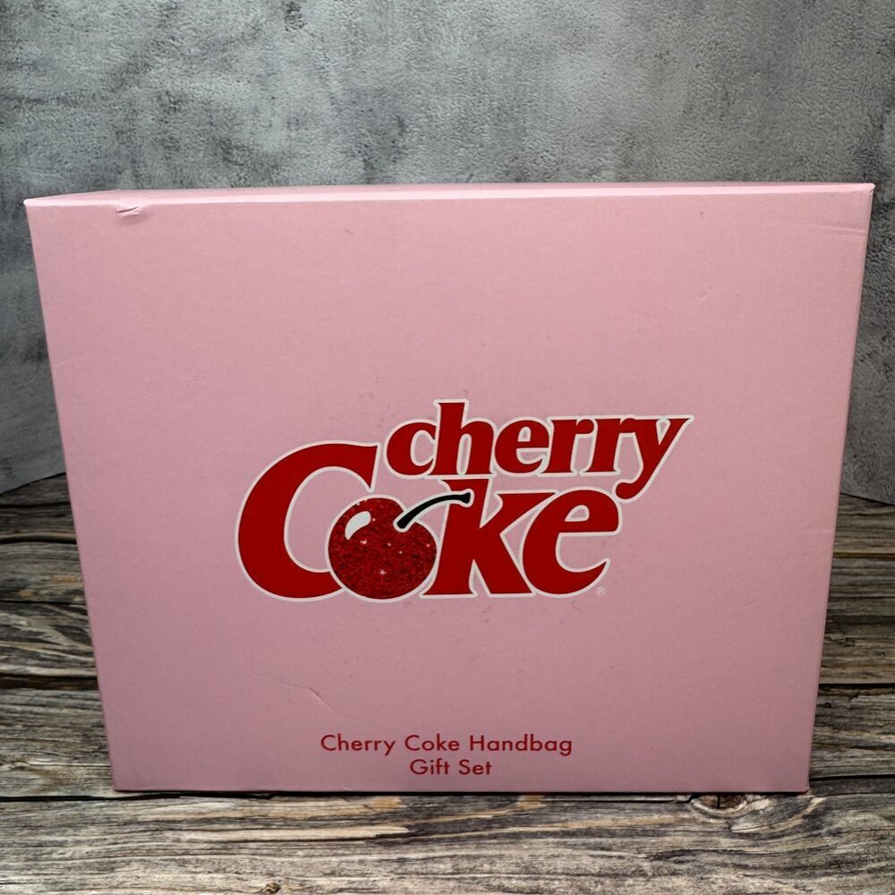 Skinnydip Cherry Coke Can Handbag Gift Set NWT - Picture 3 of 8